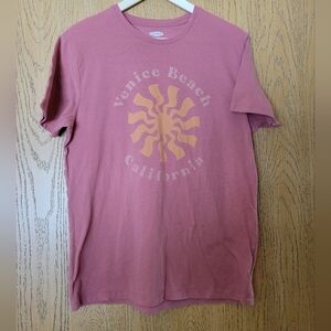 Old Navy soft-washed reddish "Venice Beach" graphic tshirt M